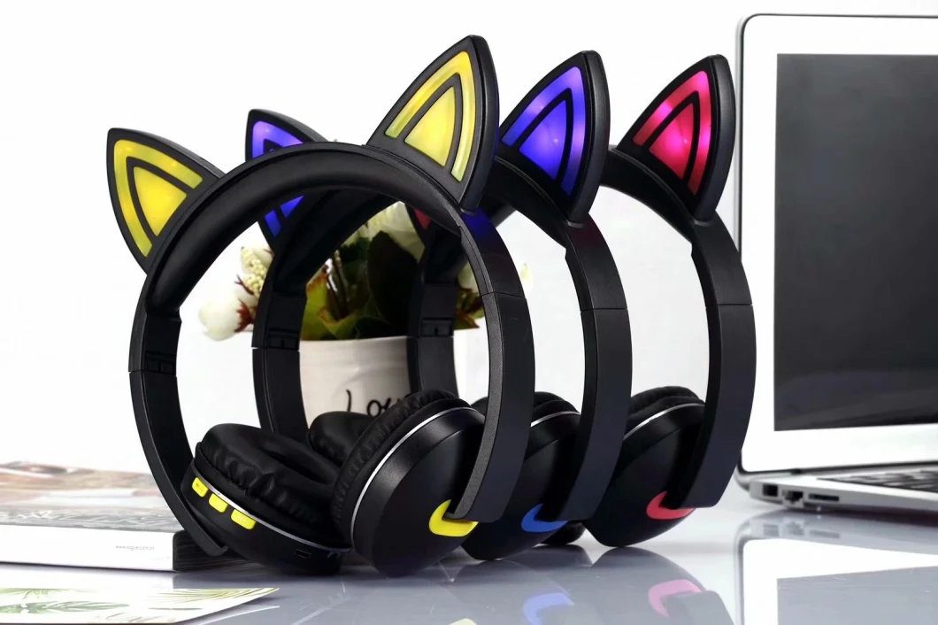 Special Limited Edtion Cat Ear LED Light Headband Style Over Ear Wireles Bluetooth Headphone
